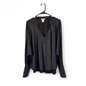 OO LA LA Elegant Timeless Soft Sheen Black V-Neck Long Sleeve Top Blouse size L